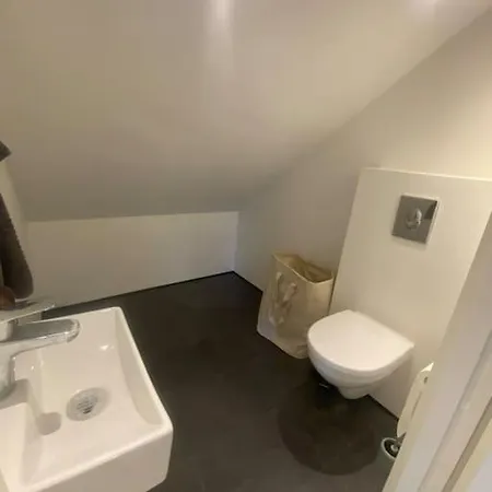 Totalrenoveret I بيت للعطل *